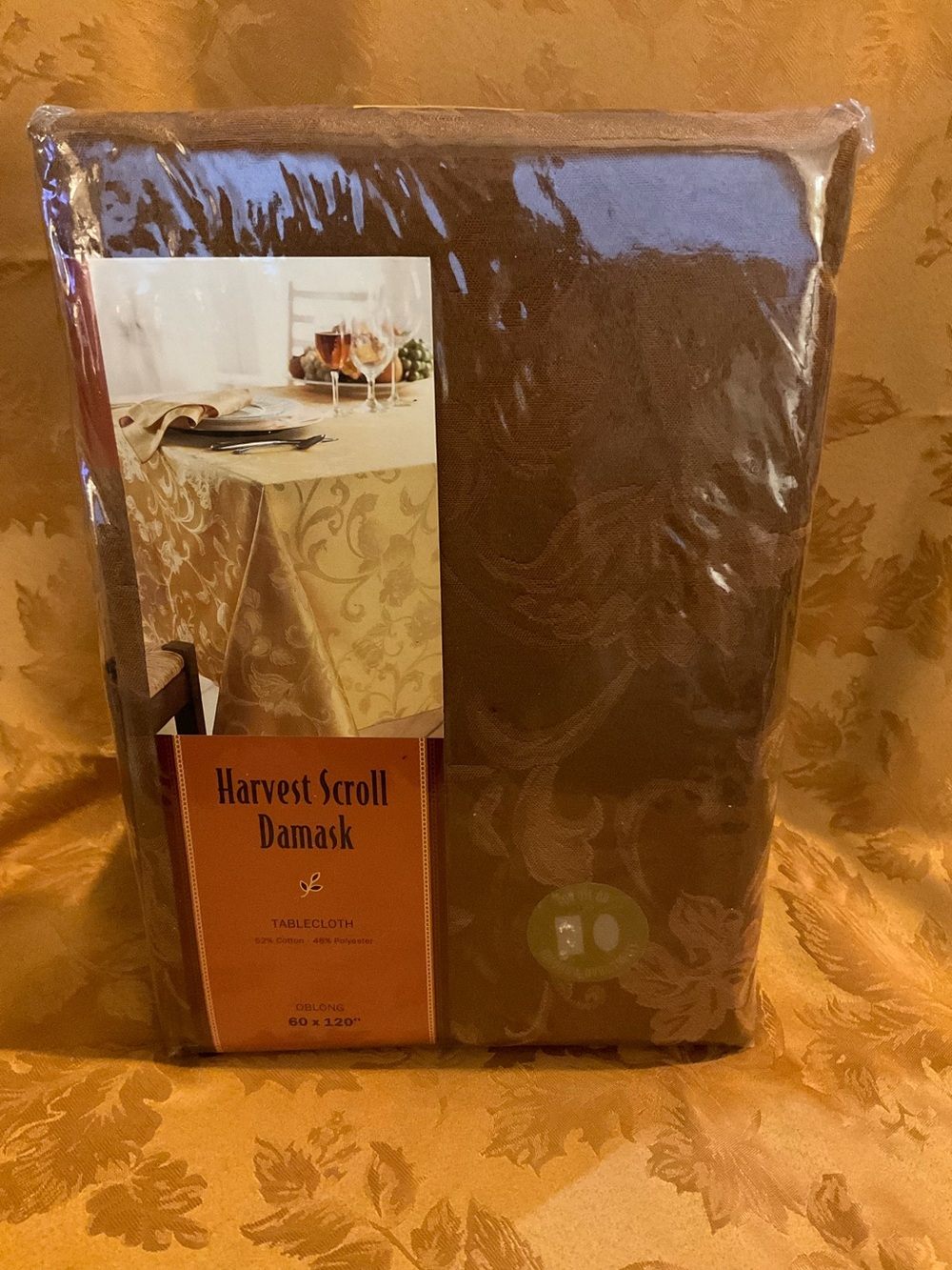 LinensNThings Damask Rust Tablecloth - 60x120